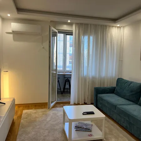 Apartment Niki Kej